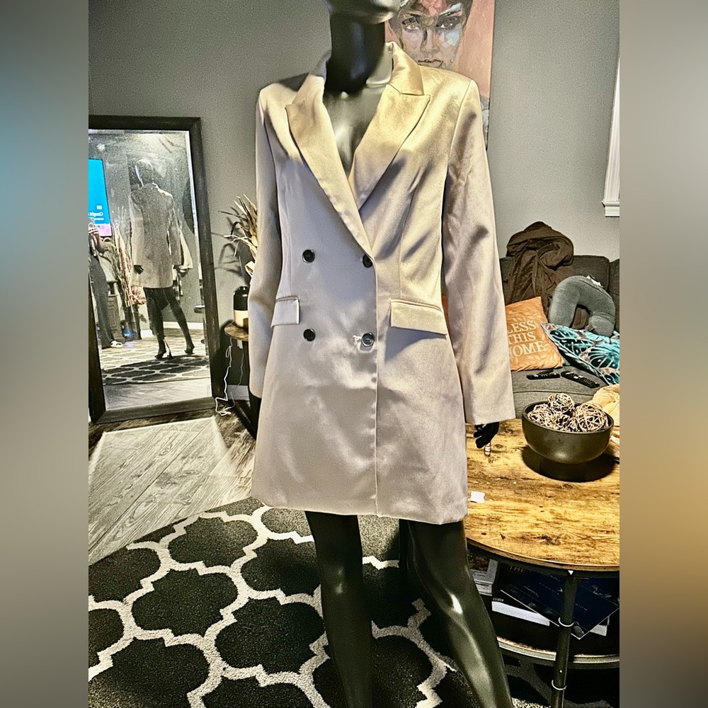 H&M Cream Long Sleeve Dress with Elegant Details